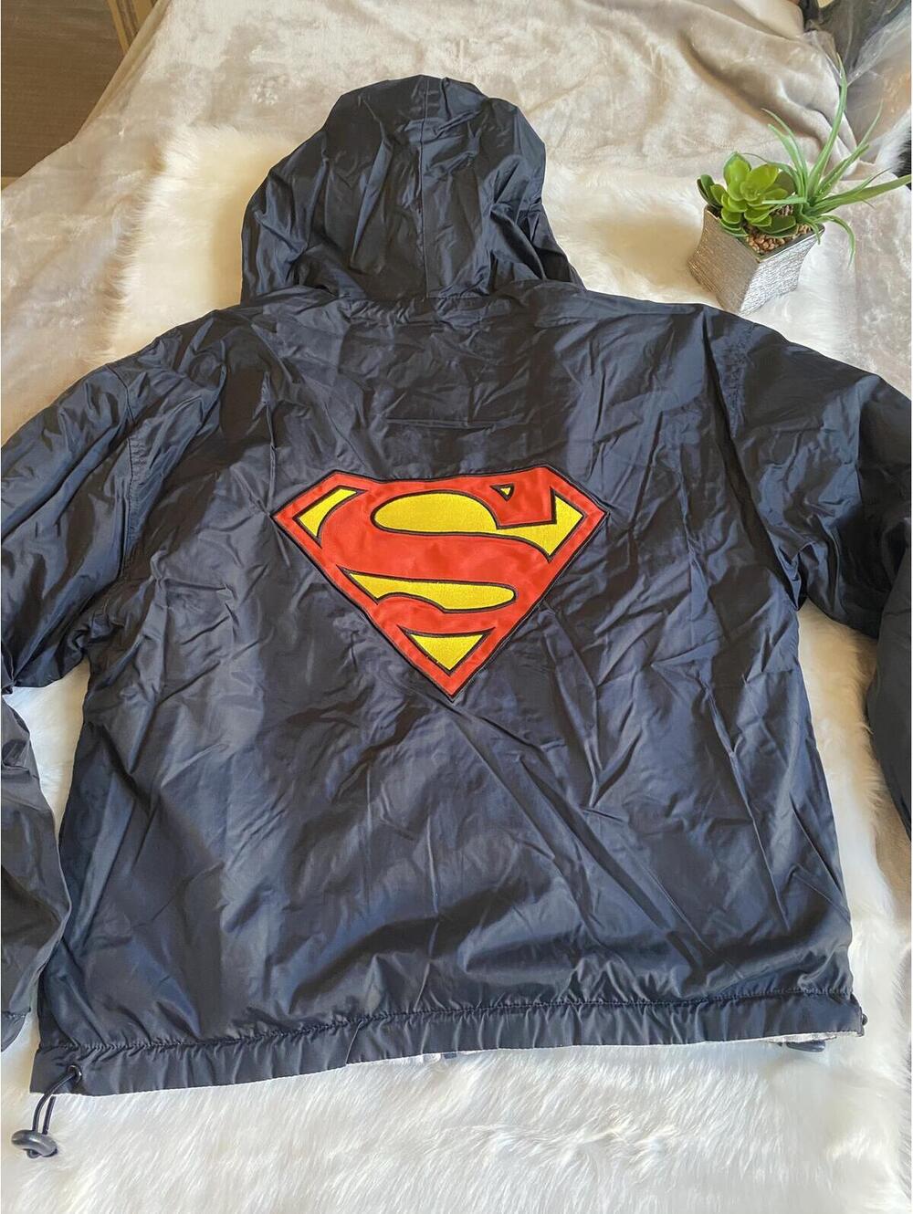Six Flags Black Superman Logo Hooded Jacket with Inner Hoodie Youth Large
